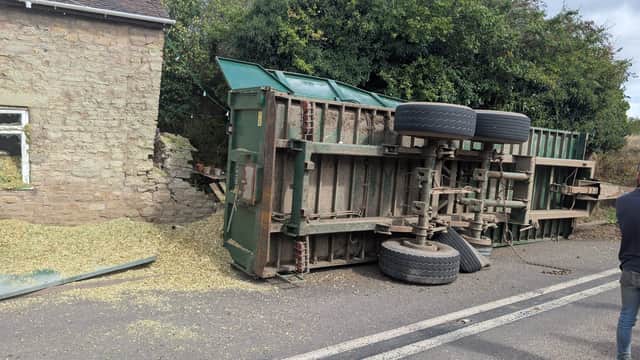 The trailer on its side in Munslow
