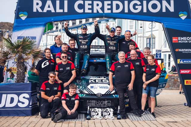 JDS Machinery Rali Ceredigion winners Kris Meeke and Noel O'Sullivan with their team