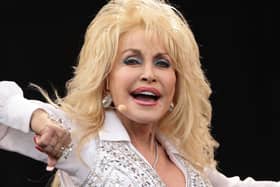 Headshot of Dolly Parton performing