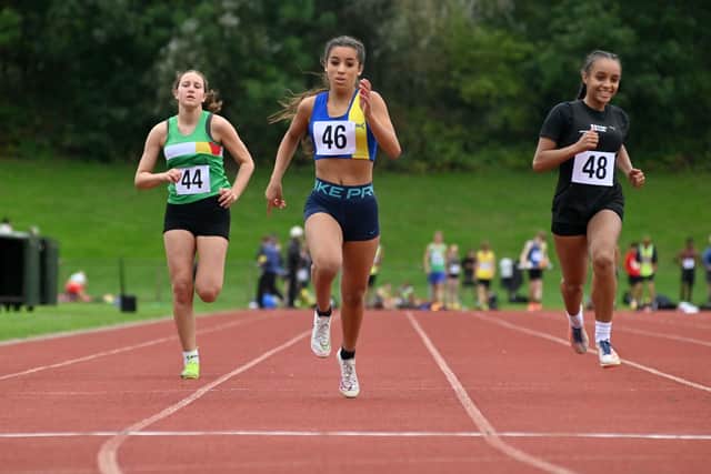 Georgie Howson (Shrewsbury) leads the way down the home straight