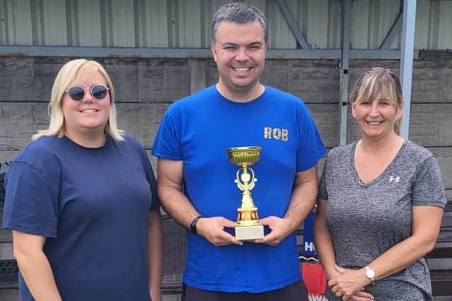 Ready for the final battle at Trench – Sian Skelton and (right) winner Sonya Lucas with Rob Burroughs