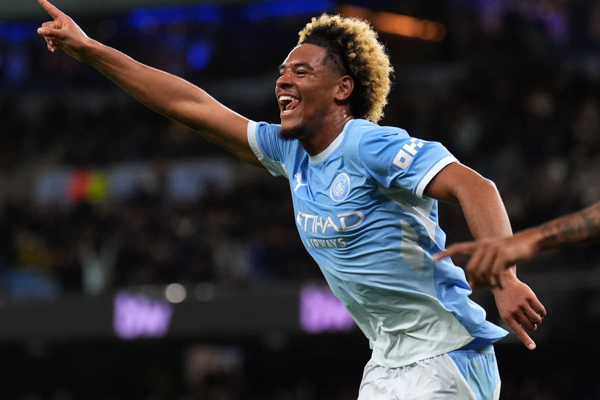 Floyd Samba glänzt bei seinem Debüt, als Man City Norwich im Carabao Cup ...