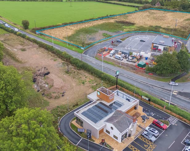 The roadside commercial land at Rhallt View, Buttington Cross, Welshpool at the top of the picture