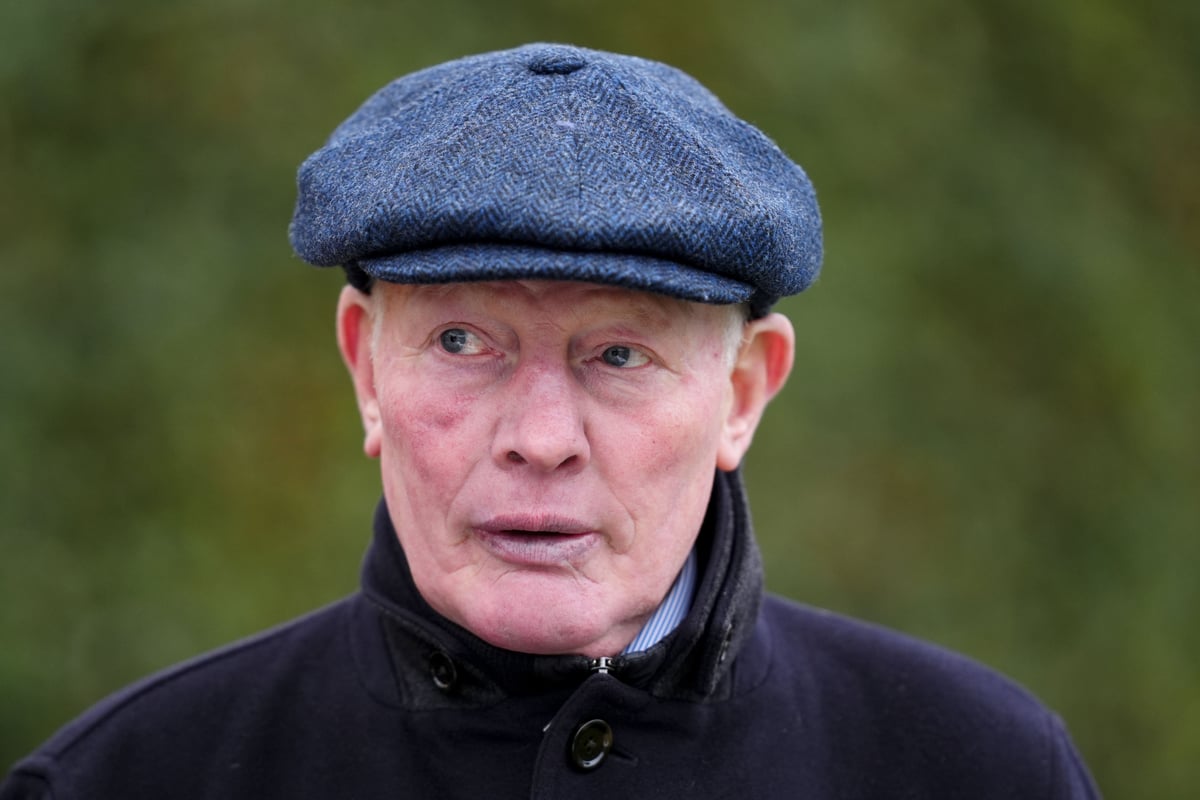 Gary Moore to end training career and hand reins to sons Josh and Jamie