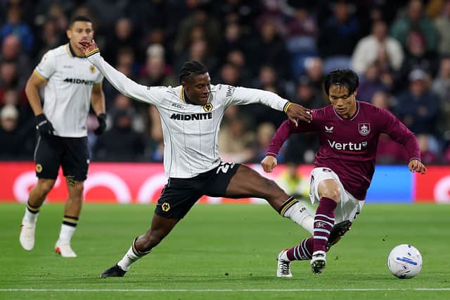 Jean-Ricner Bellegarde challenges Burnley’s Reo Hatate