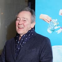 Comedian Paul Whitehouse fights back against thief who tried to steal cash card