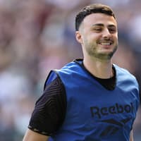 Aaron Collins’ penalty earns MK Dons a first win of the league season