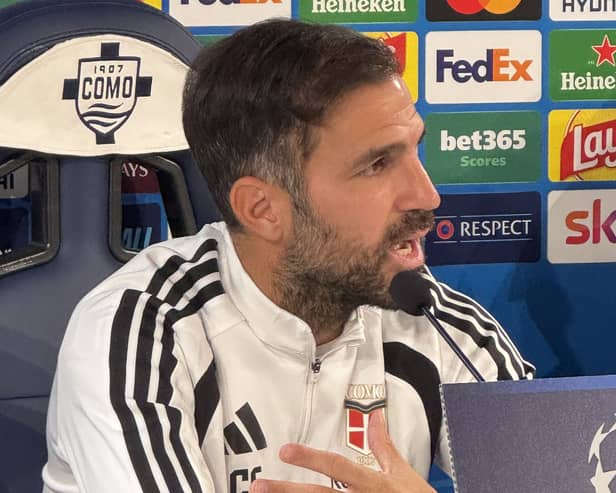 Como manager Cesc Fabregas was asked about the Manchester United job