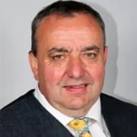  Powys council chairman is running a holiday let business from a listed building without planning consent