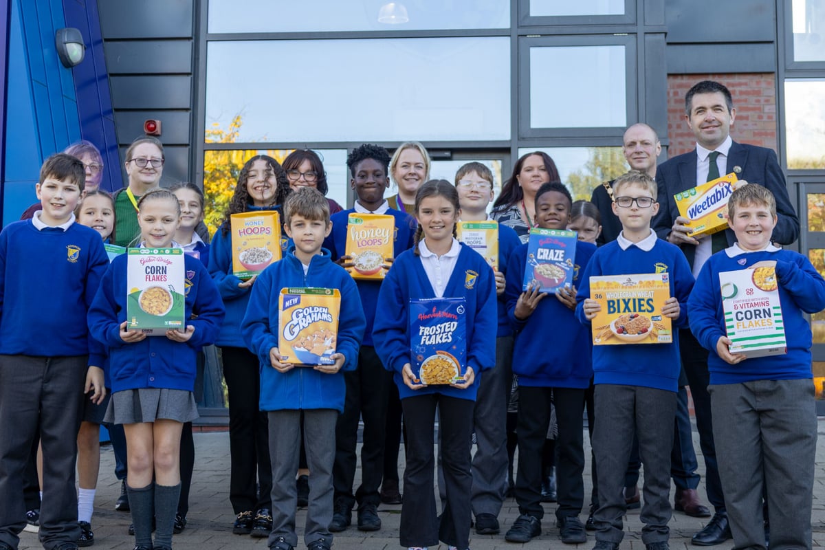 Telford MP watches cereal box domino challenge for families