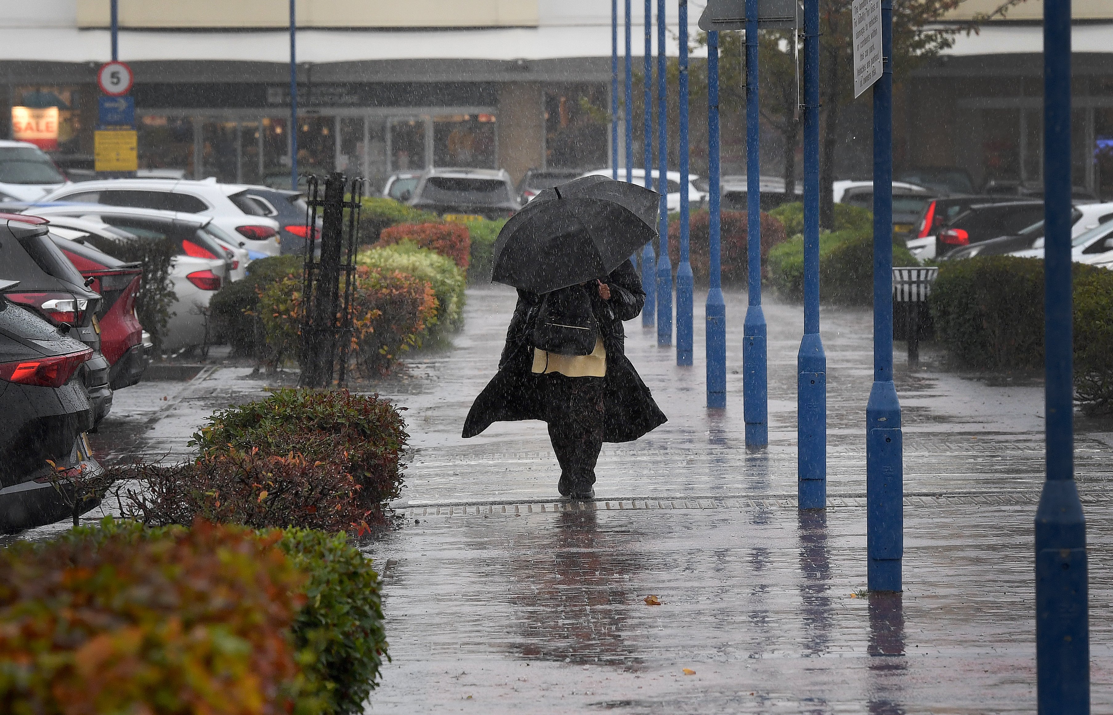 Storm Austen hits West Midlands and Shropshire with strong winds - as ...