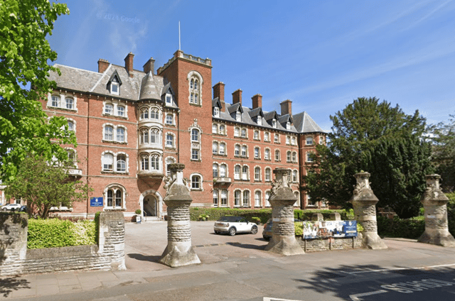 Malvern St James