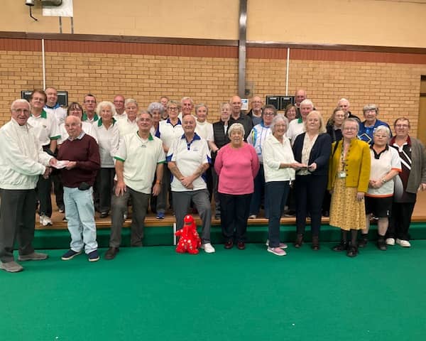 Following the afternoon game tour organiser £340 was presented to each of Llandrindod Wells Bowling Club & Friends' chosen charities - Ken Price to Hope House Children’s Hospice and Ann Edwards to The Bracken Trust. The representatives of both charities, Bill Morgan for Hope House and Lisa Griffiths, chief executive of The Bracken Trust and Pam Morris, thanked the Mid Wales bowlers for their contributions.
