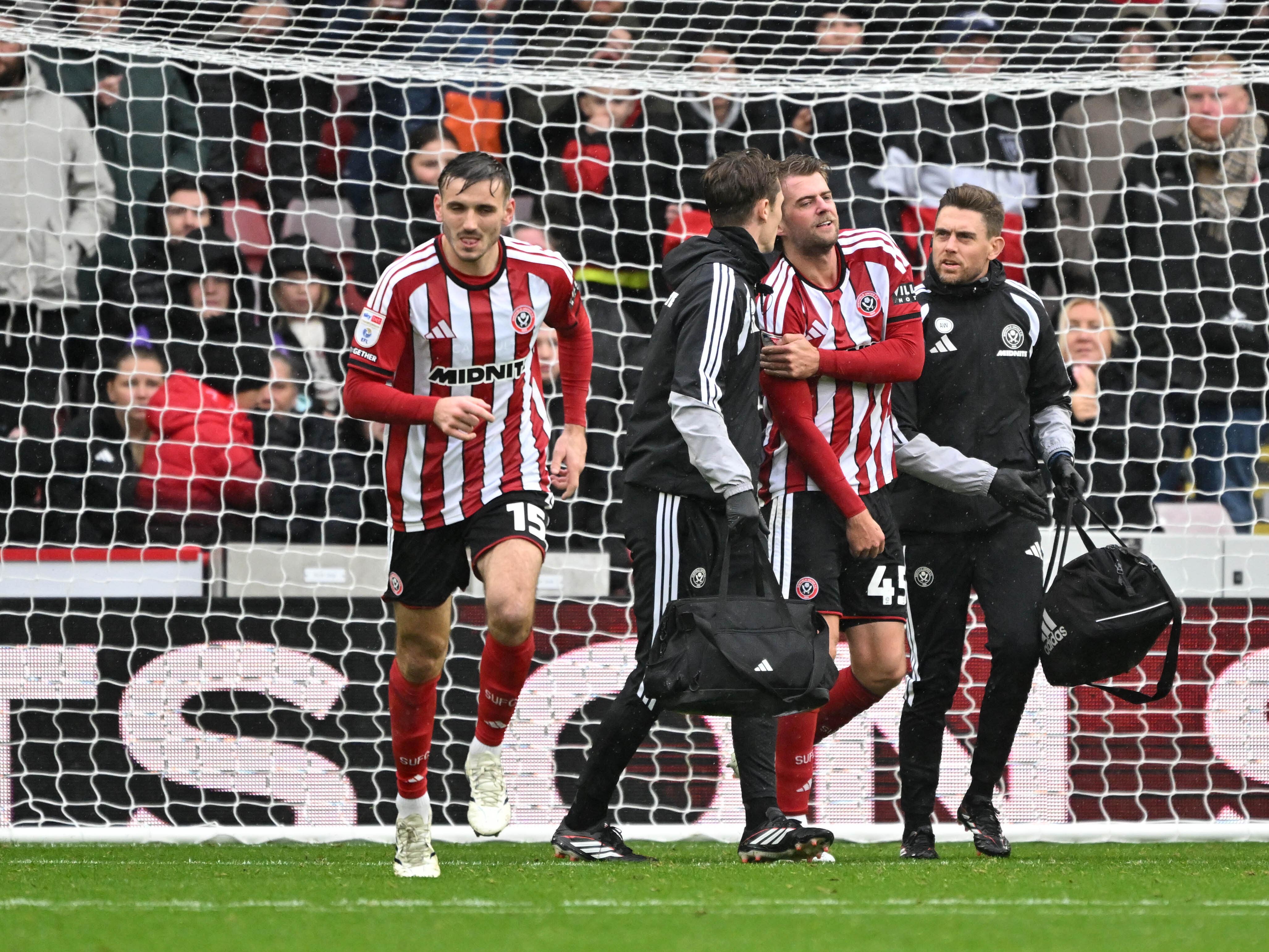 Patrick Bamford injured while scoring as Sheffield United force draw ...