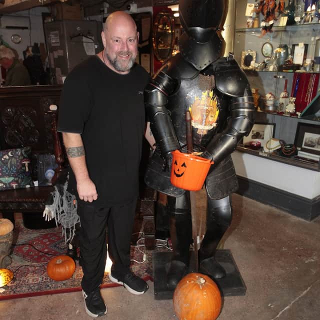 The suit of armour with  Stuart Bowen  