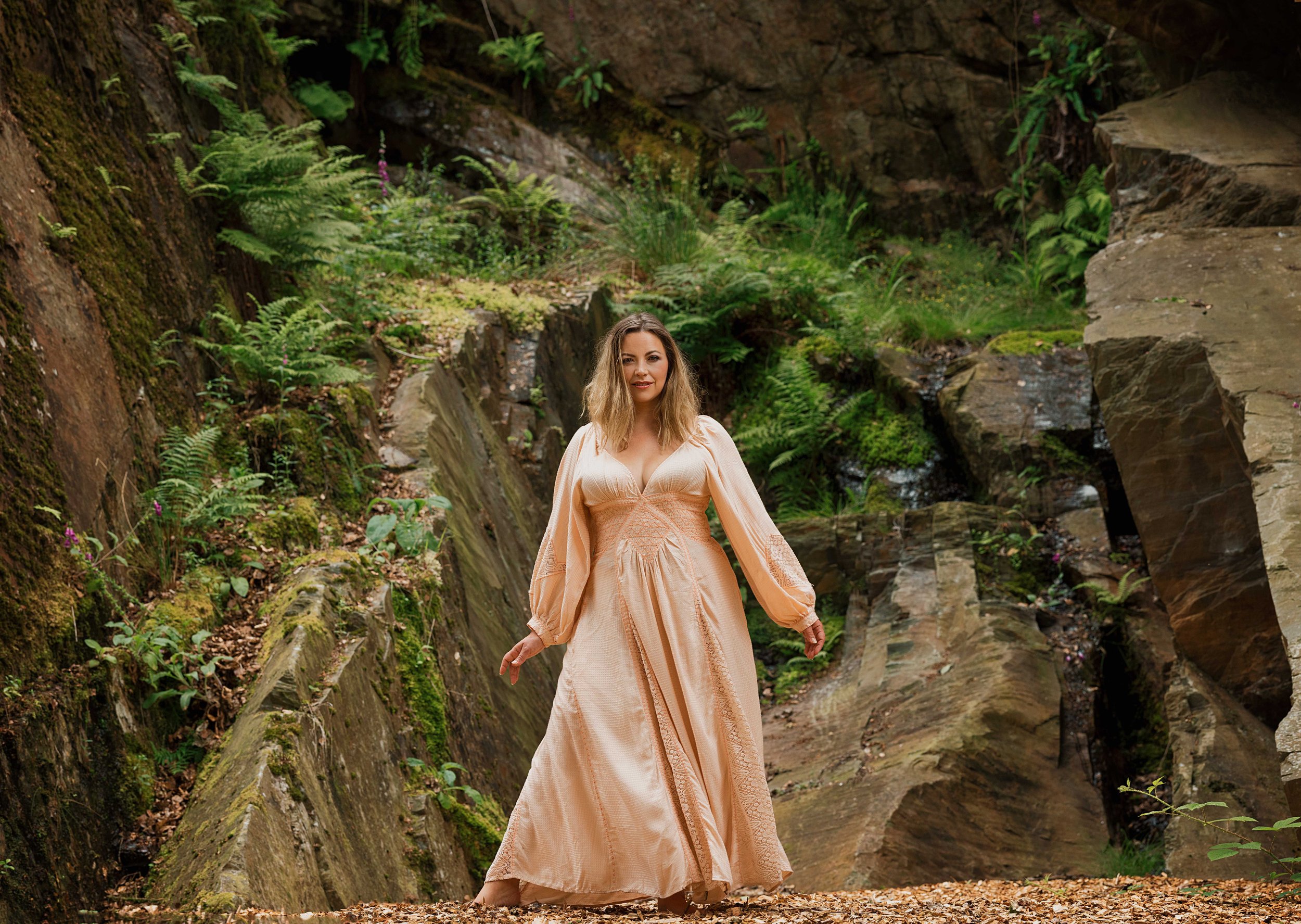 Singer puts her Powys wellness centre 'into hibernation' after just three ...