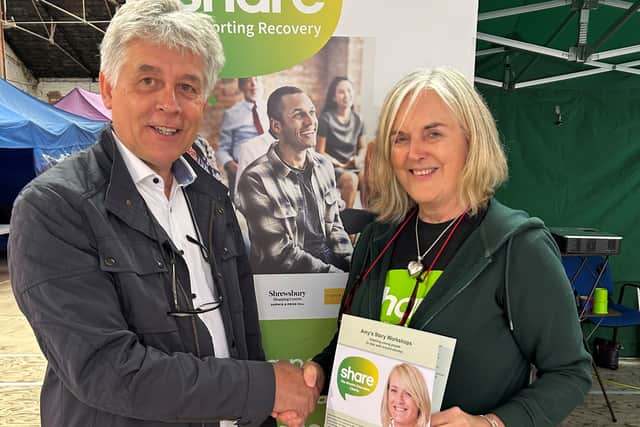 Jane thanks Johnathan for Shrewsbury Severn Rotary’s £500 donation to the Share Shrewsbury charity.
