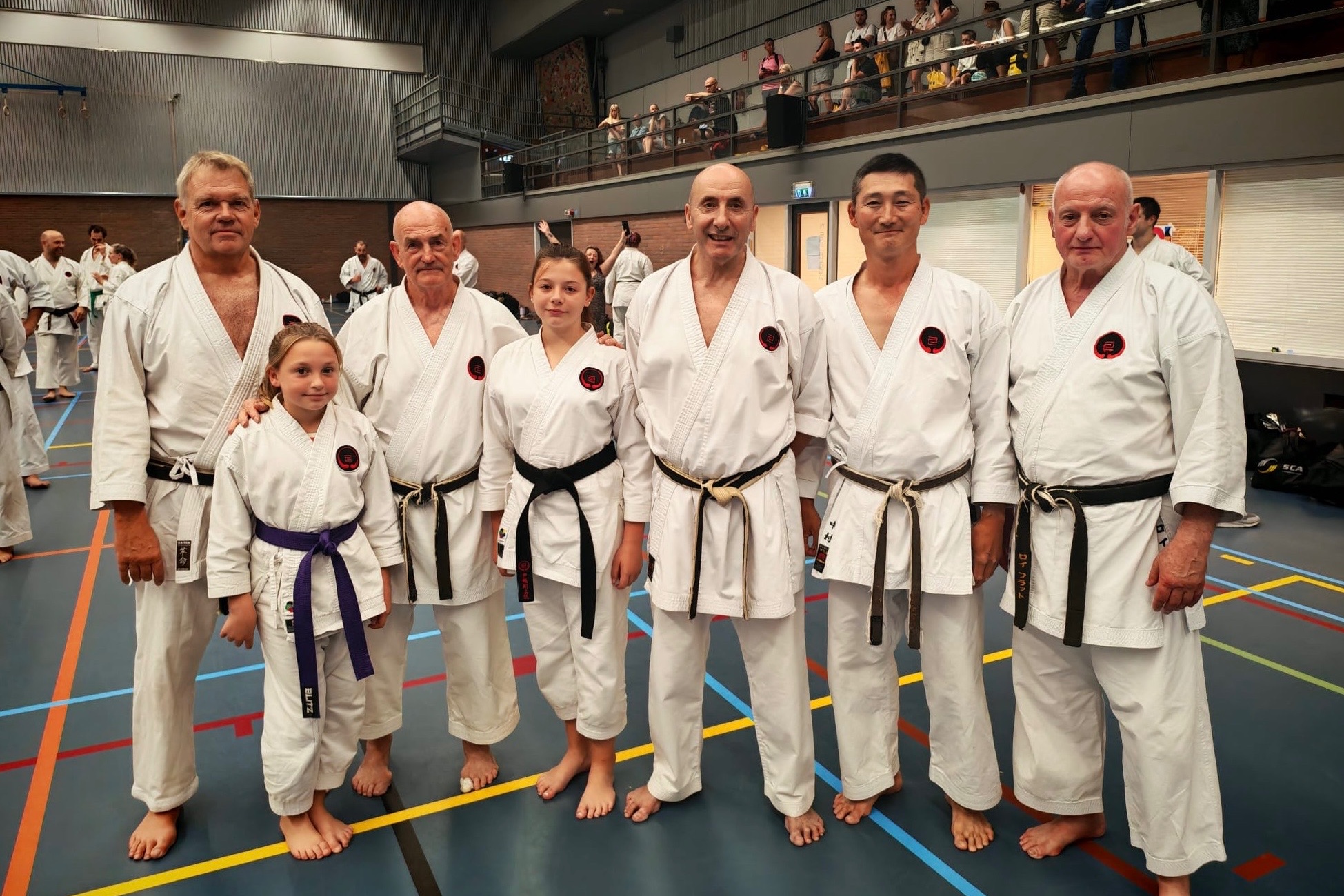 Karate-Lehrer aus Shropshire erreicht 7. Dan bei Europameisterschaft