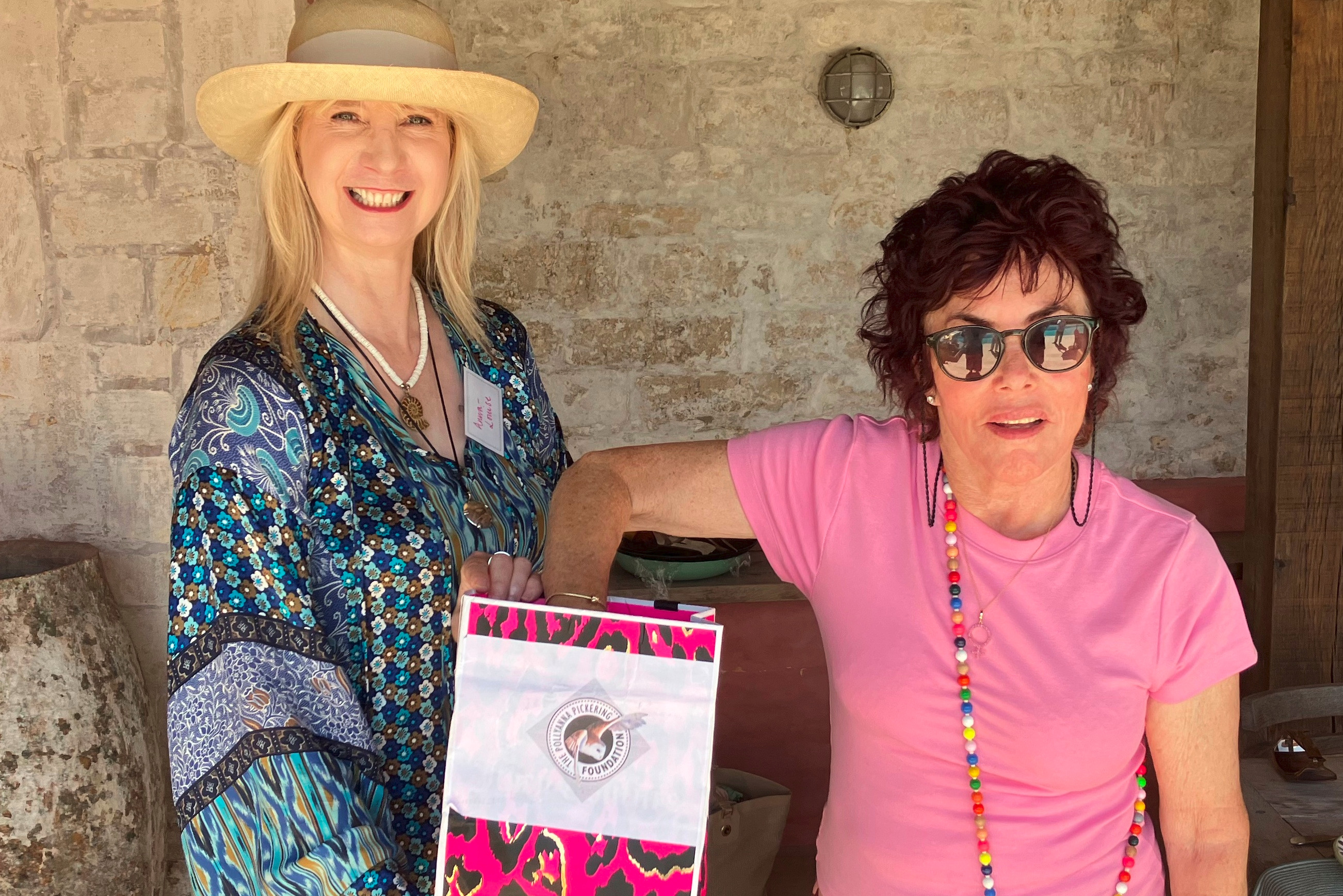 Ruby Wax picks lucky Oswestry winner in wildlife charity draw