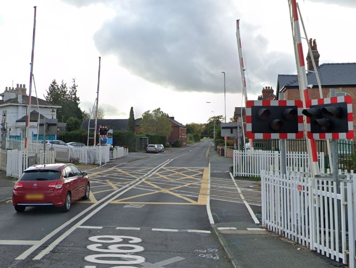 The level crossing in Gobowen. Photo: Google