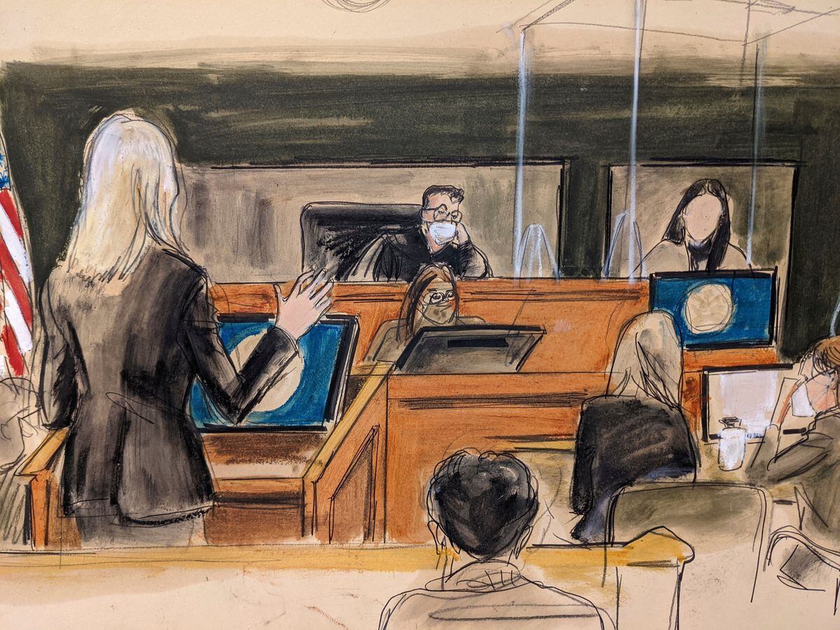 Ghislaine Maxwell’s defence attorney Laura Menninger, left, cross examines a witness using the pseudonym 'Jane'