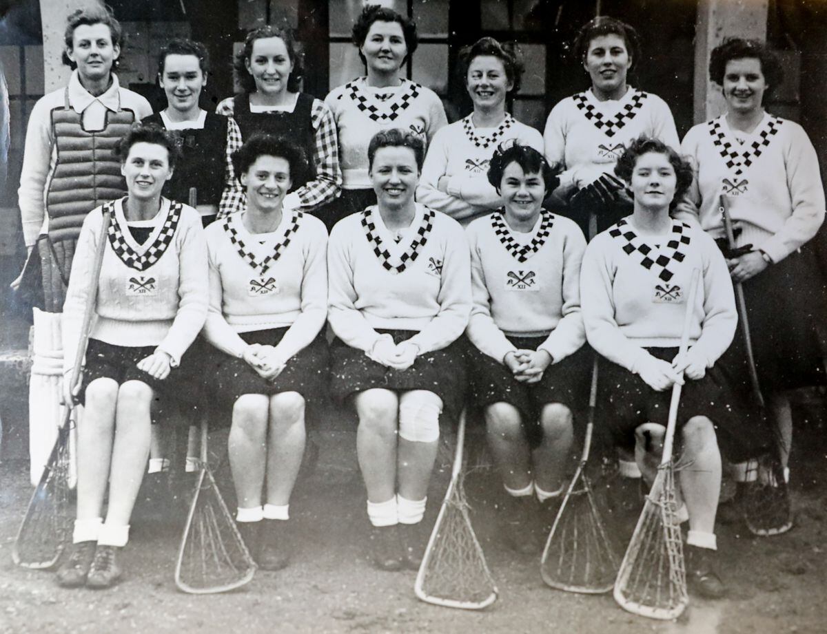 Jenny (front row, second from right) as part of the North of England lacrosse team in 1948/9.