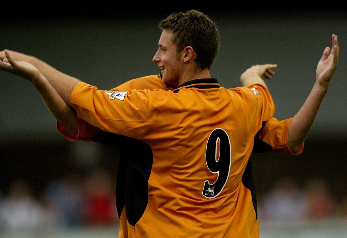Wolves' Jimmi Lee Jones celebrates scoring his third goal against Worcester City during the pre-season friendly match at St George's Lane, Worcester, Monday August 4, 2003. PA Photo: David Davies.  THIS PICTURE CAN ONLY BE USED WITHIN THE CONTEXT OF AN EDITORIAL FEATURE. NO WEBSITE/INTERNET USE UNLESS SITE IS REGISTERED WITH FOOTBALL ASSOCIATION PREMIER LEAGUE.