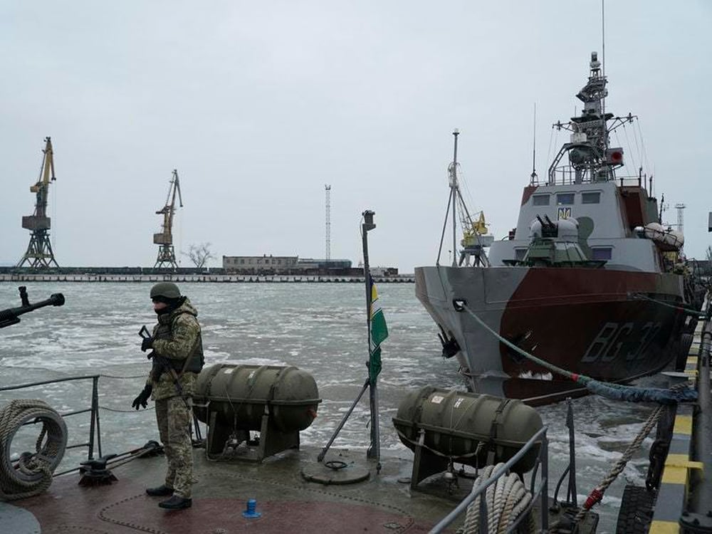 Новый морской закон Украины: Напасть на москаля стаей, загрызть и атаковать Крымский мост