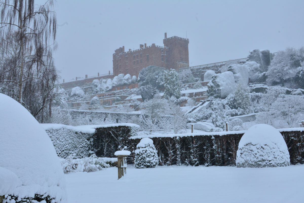 Snow at Powis Castle