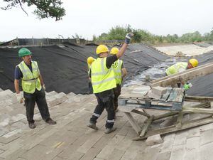 Work on the Montgomery Canal restoration project continued at the weekend