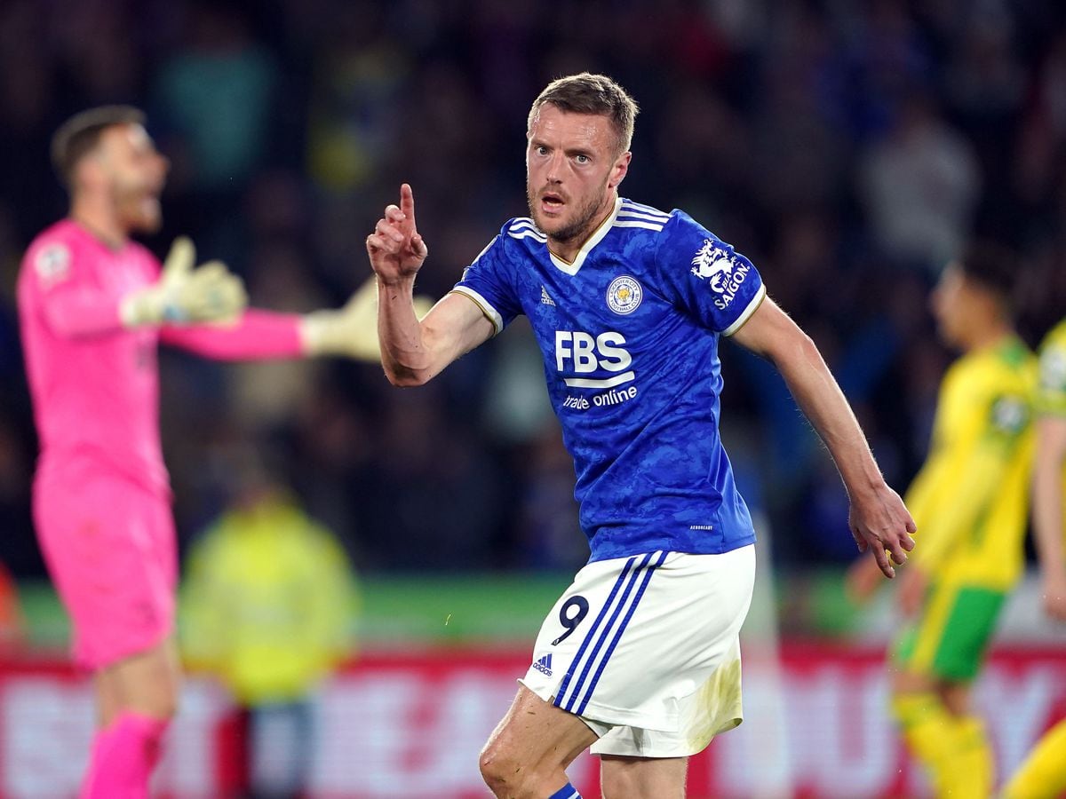 Leicester's Jamie Vardy celebrates scoring