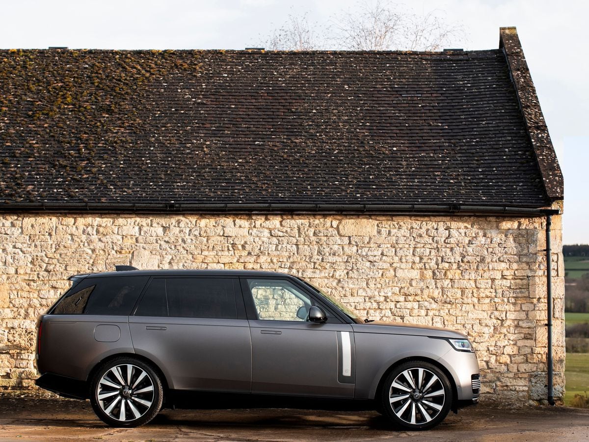 New Range Rover SV Burford Edition is inspired by the Cotswolds 