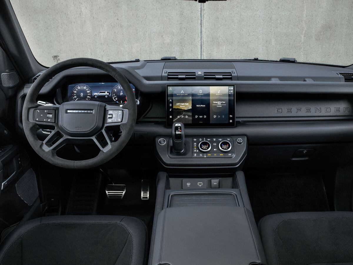 Land Rover Defender V8 Intérieur