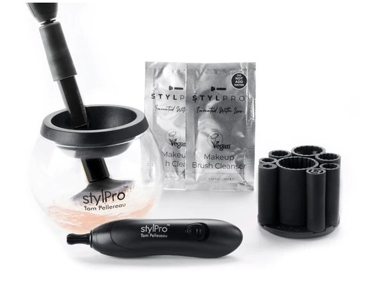 STYLPro's Makeup Brush Cleaner and Dryer Gift Set