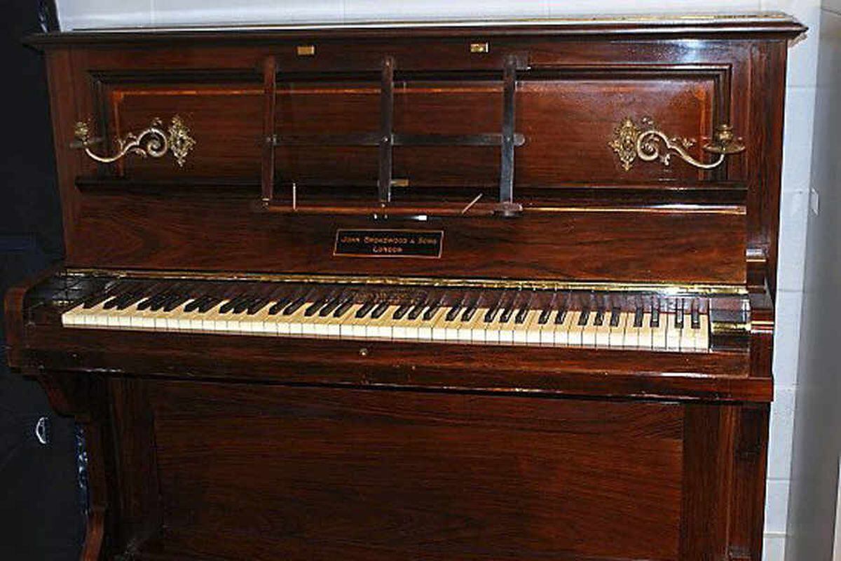 Hoard of gold 'treasure' found hidden inside old piano in Shropshire