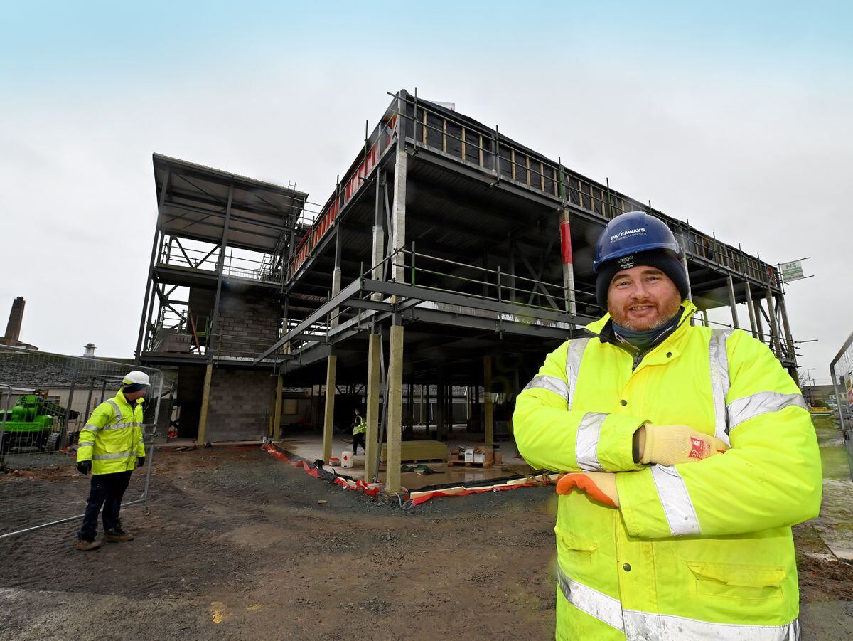 NORTH COPYRIGHT MNA MEDIA TIM THURSFIELD 06/01/22.Progress pics of the new Veterans Centre at Robert Jones and Agnes Hunt Orthopaedic Hospital, Oswestry. Site manager Andrew Owen at the new build..