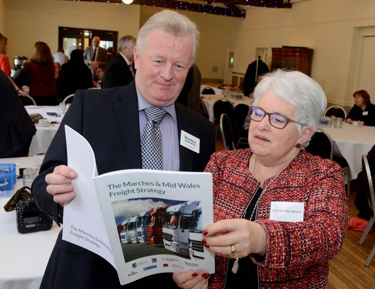  Paul Hinkins, the vice chair of the Marches LEP, and Councillor Ellen Ap Gwynn, chair of the Growing Mid Wales Partnership