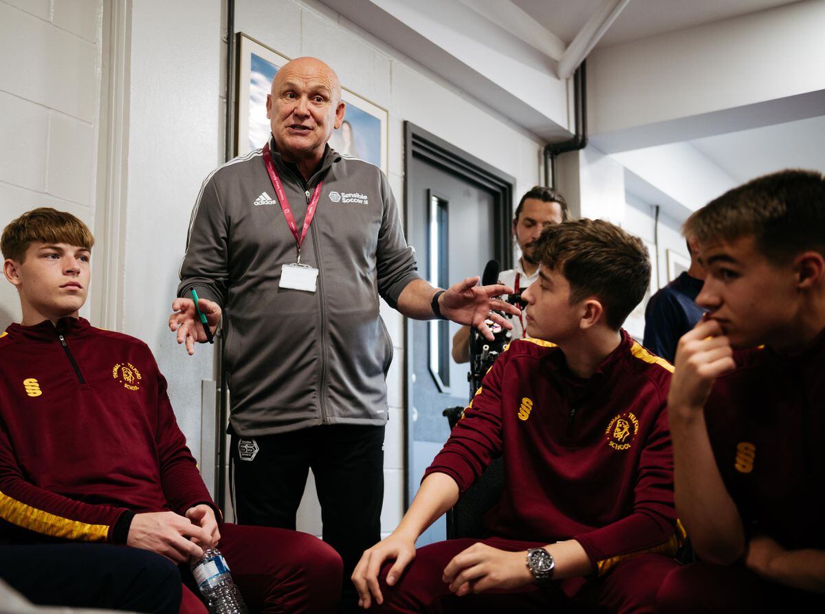 Former Manchester United assistant boss Mike Phelan gives a talk to sixth formers at Thomas Telford 