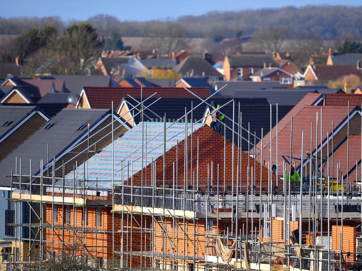 Shropshire Council is going to investigate the standard over work on housing developmetns in the county after complaints from new homeowners.