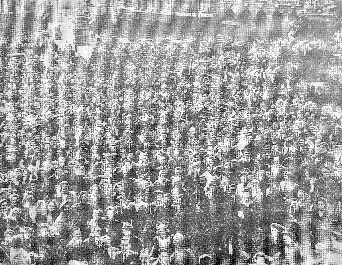 A huge crowd gathered in Queen Square, Wolverhampton, on VJ Day.