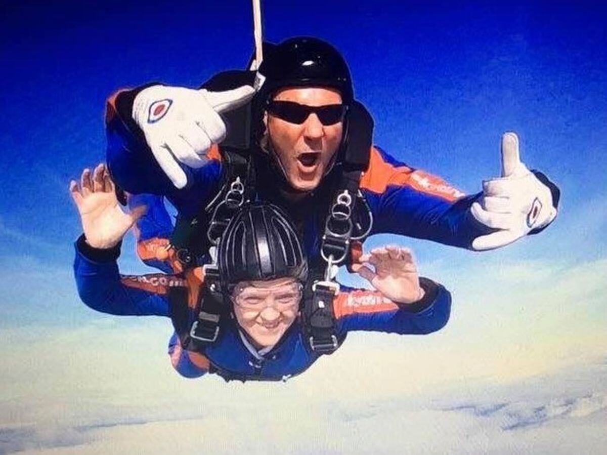 Debbie Snooke on her skydive