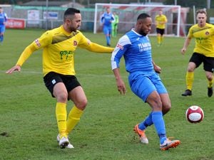 SPORT  ALAN EVANS COPYRIGHT EXPRESS & STAR 14/01/17 Market Draton Town FC v Stamford AFC Evo Stik Leaque South.  Market Drayton (blue) and Stamford (yellow) Andre James for town with Kern Miller.