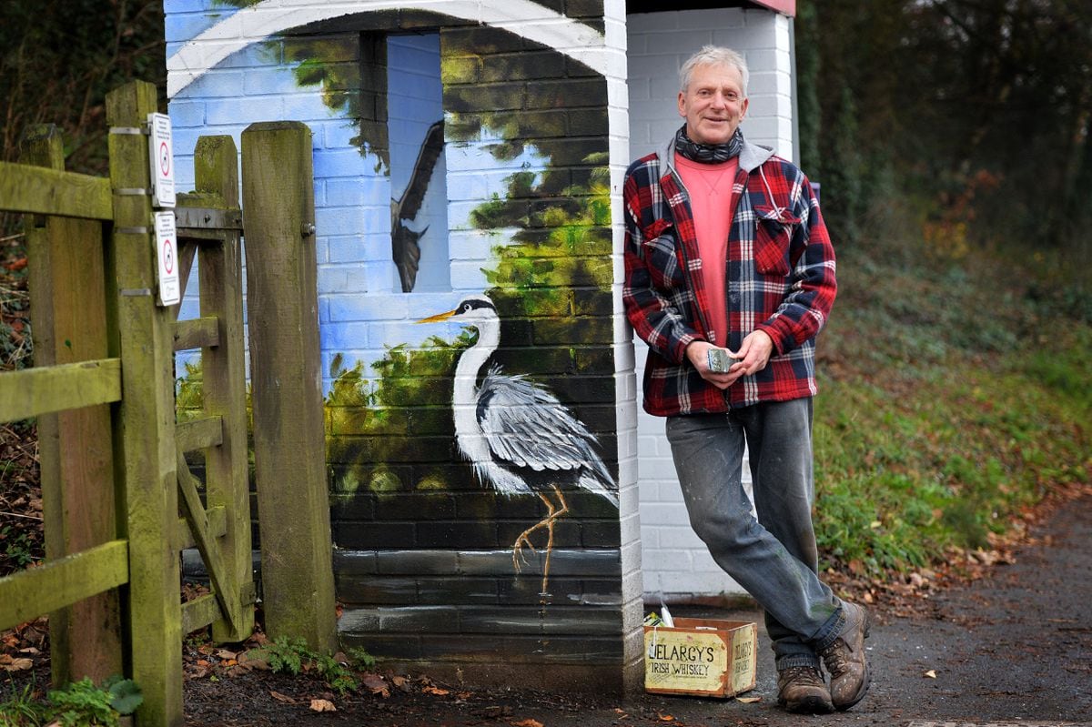 Fran O'Boyle has been commissioned to decorate a bus shelter near the Ketley Paddock Mound