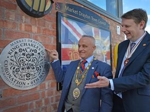Mayor Mark Whittle and Deputy Lord Lieutenant Martin Stevens unveiled Market Drayton's plaque