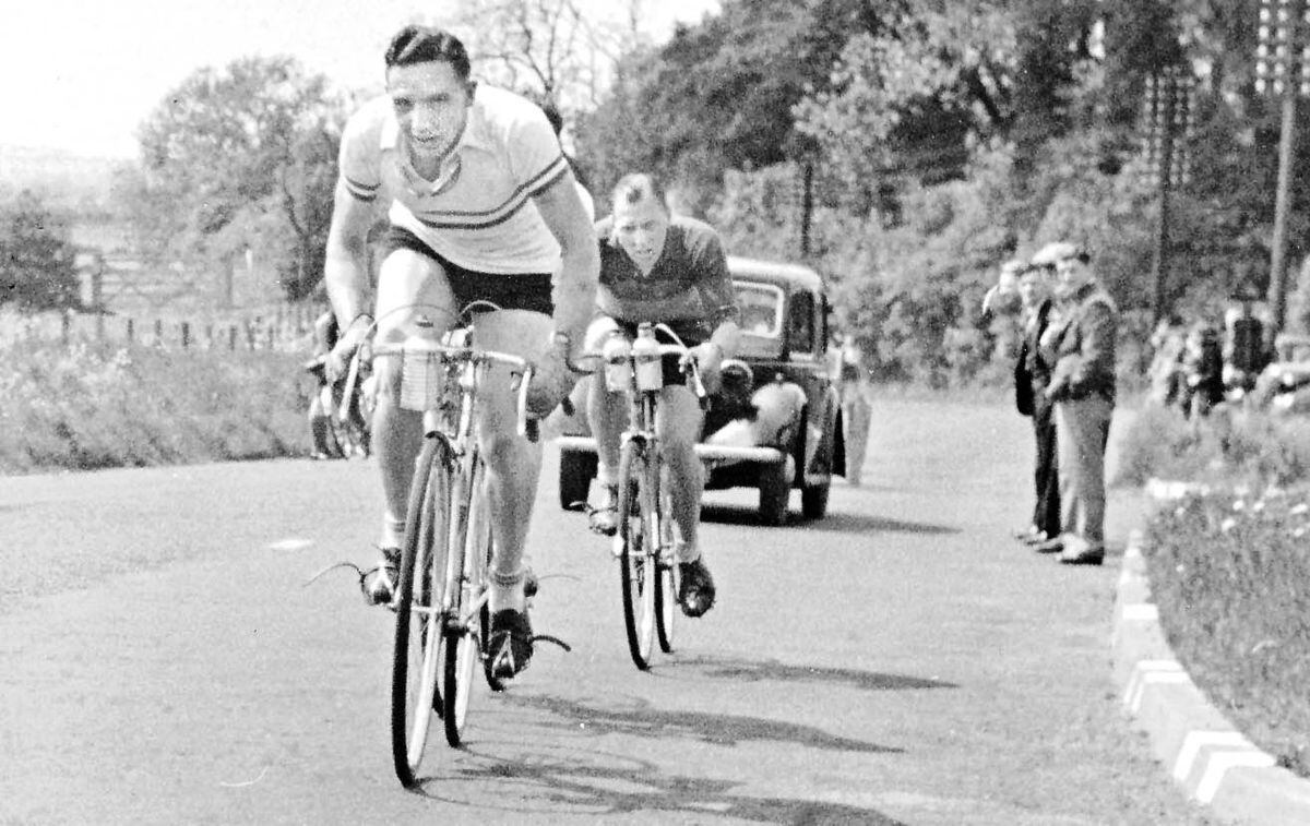 Albert Price won the 1942 Llangollen-Wolverhampton cycle race