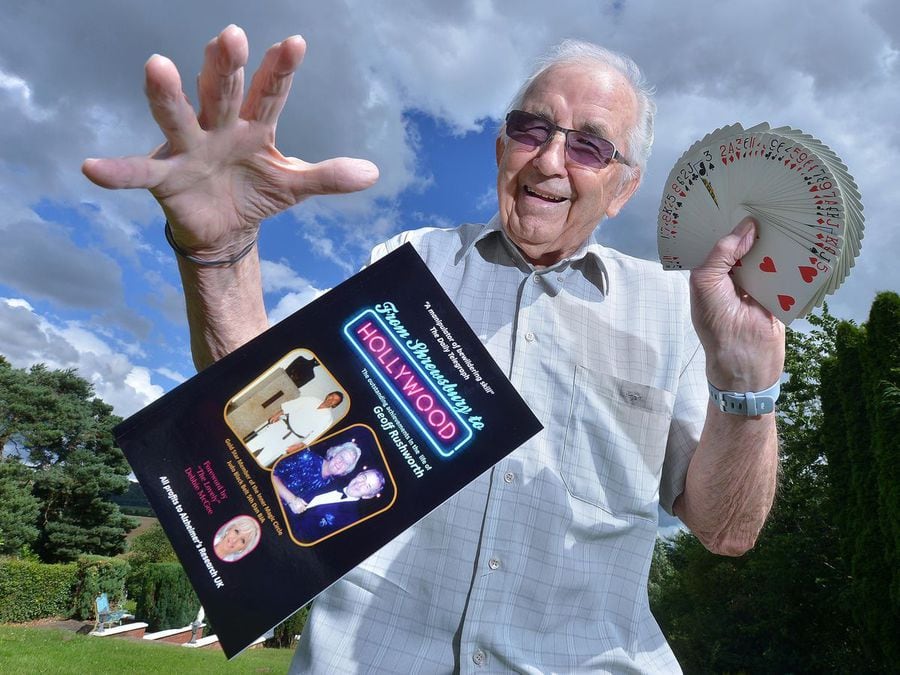Geoff Rushworth, 91, has raised almost £4,000 for Alzheimer's Research UK with his book