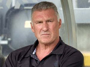 Bristol City managerNigel Pearson embarkedon a rant at referees and talkedabout walking away from the game