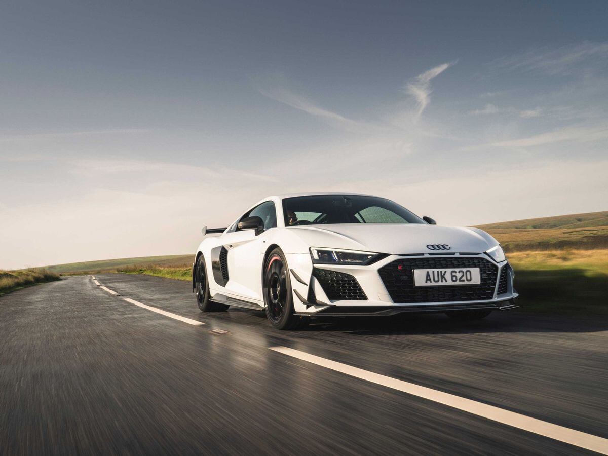 High Performance in Its Purest Form: The new Audi R8 Coupé V10 GT RWD