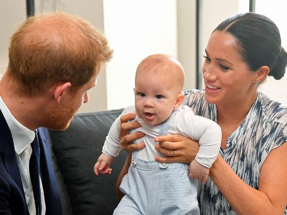 Harry, Meghan and Archie pictured on Christmas card ...