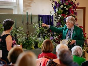 Howard Franklin giving a demonstration at the Shrewsbury Flower Club Jubilee lunch